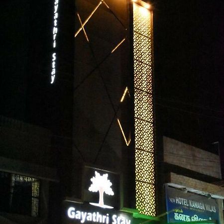 Gayathri Stay Kanchipuram Luaran gambar