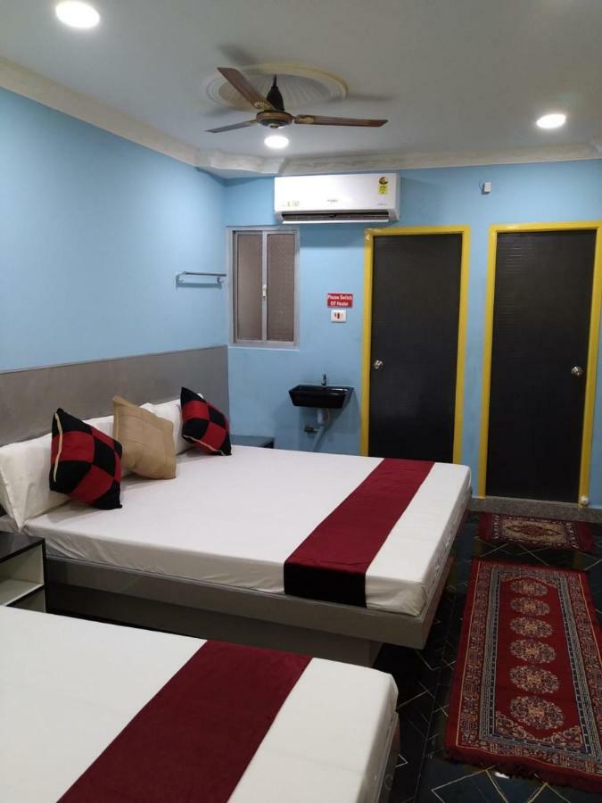 Gayathri Stay Kanchipuram Luaran gambar